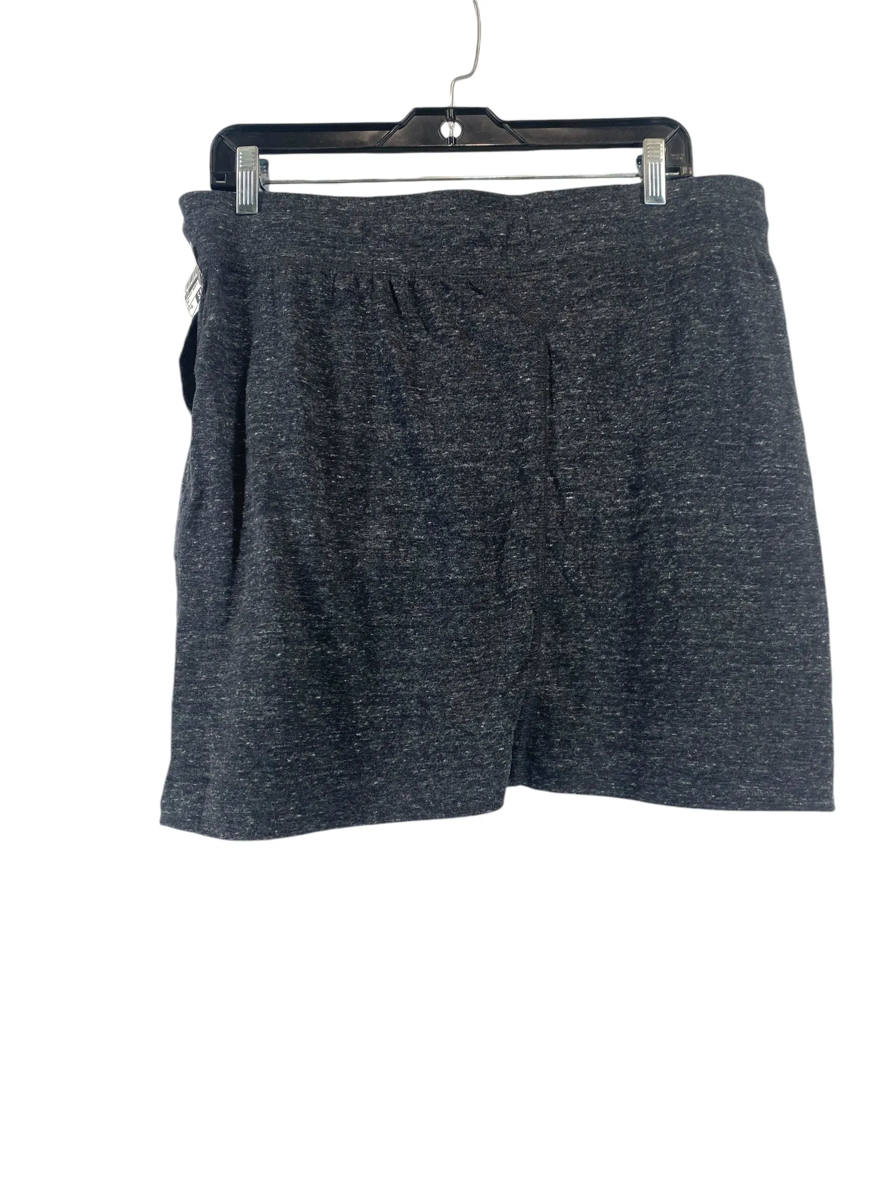 Athletic Shorts By Nike In Grey, Size: Xl