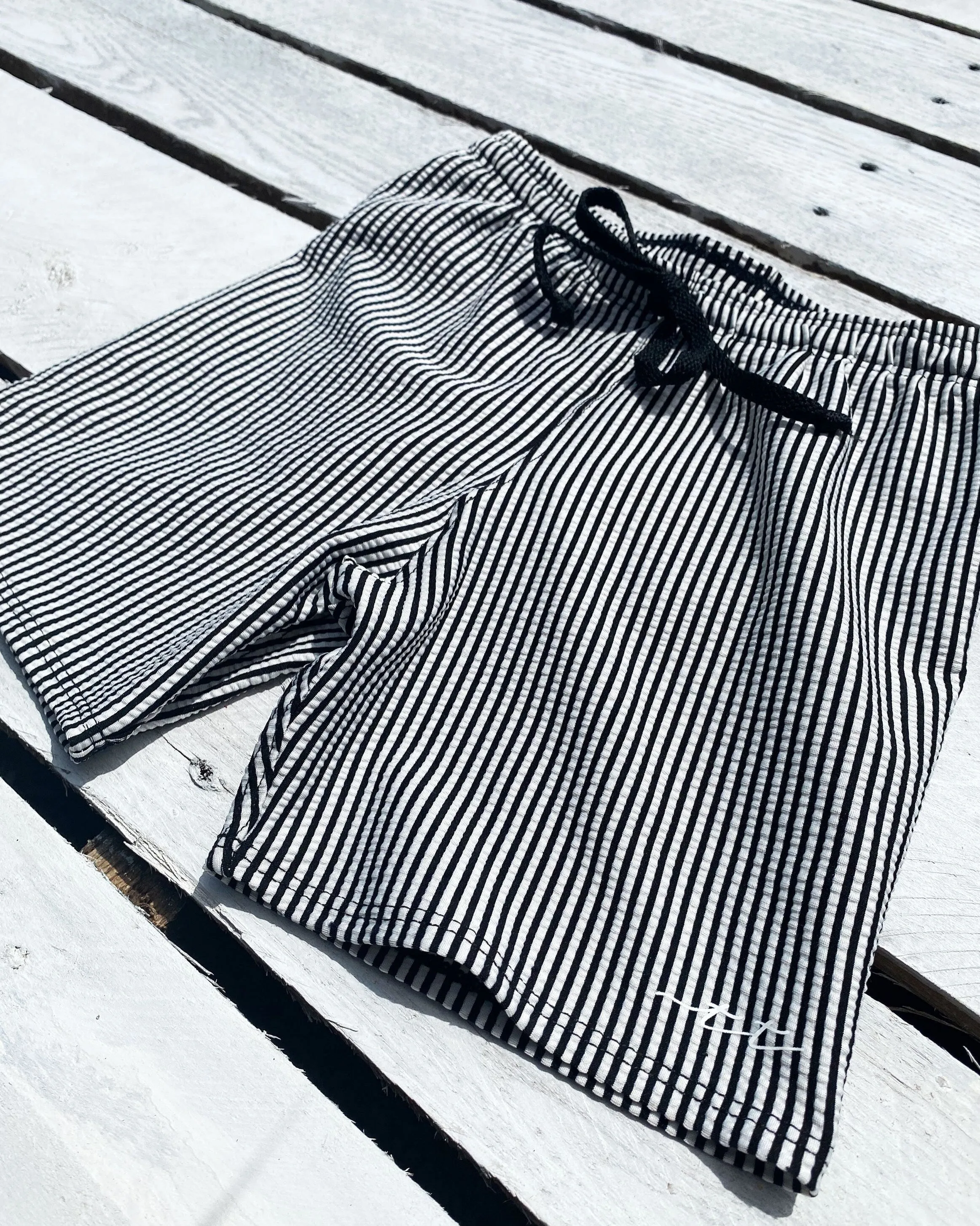 Boys Swim Short Black/White Seersucker