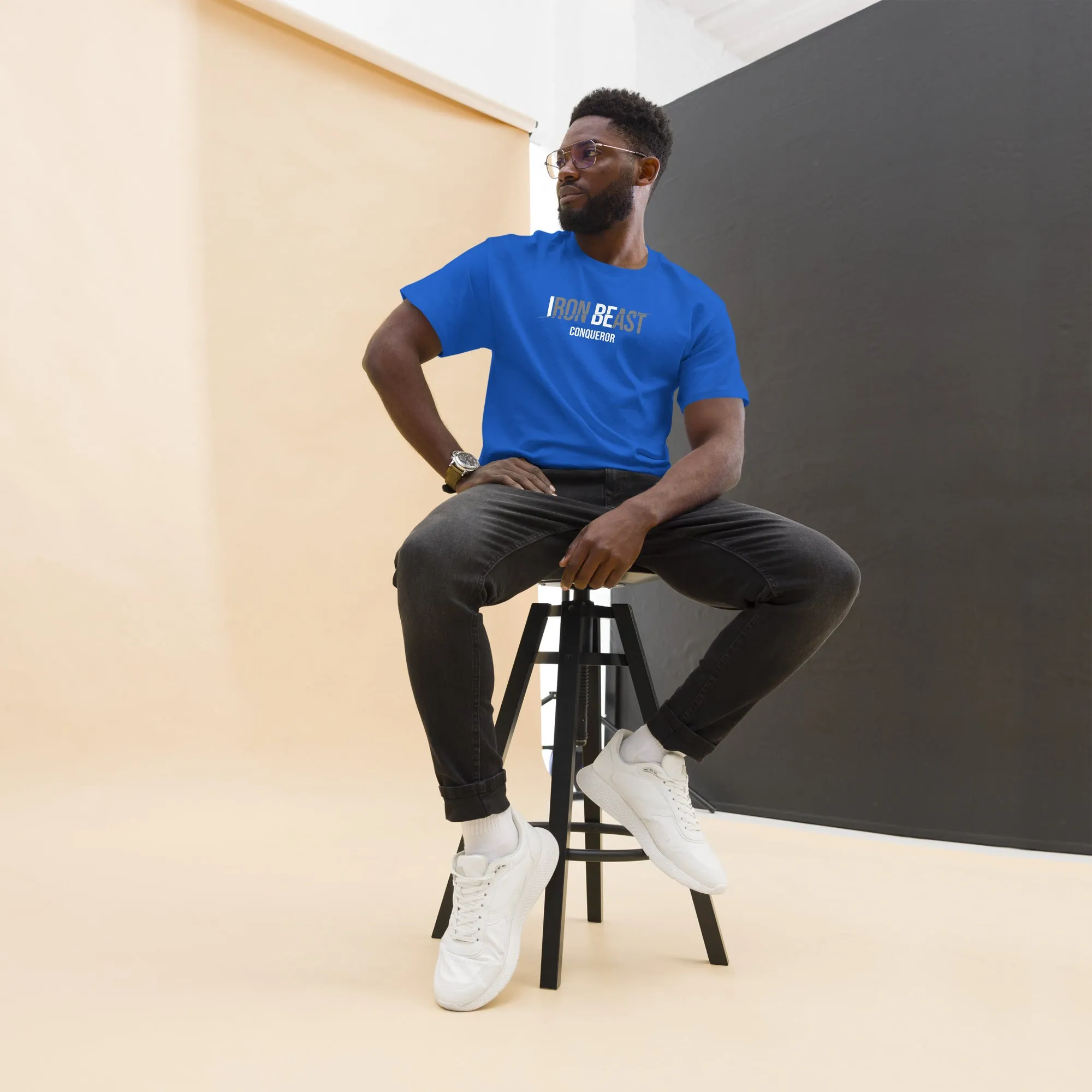 Conqueror Men's classic tee