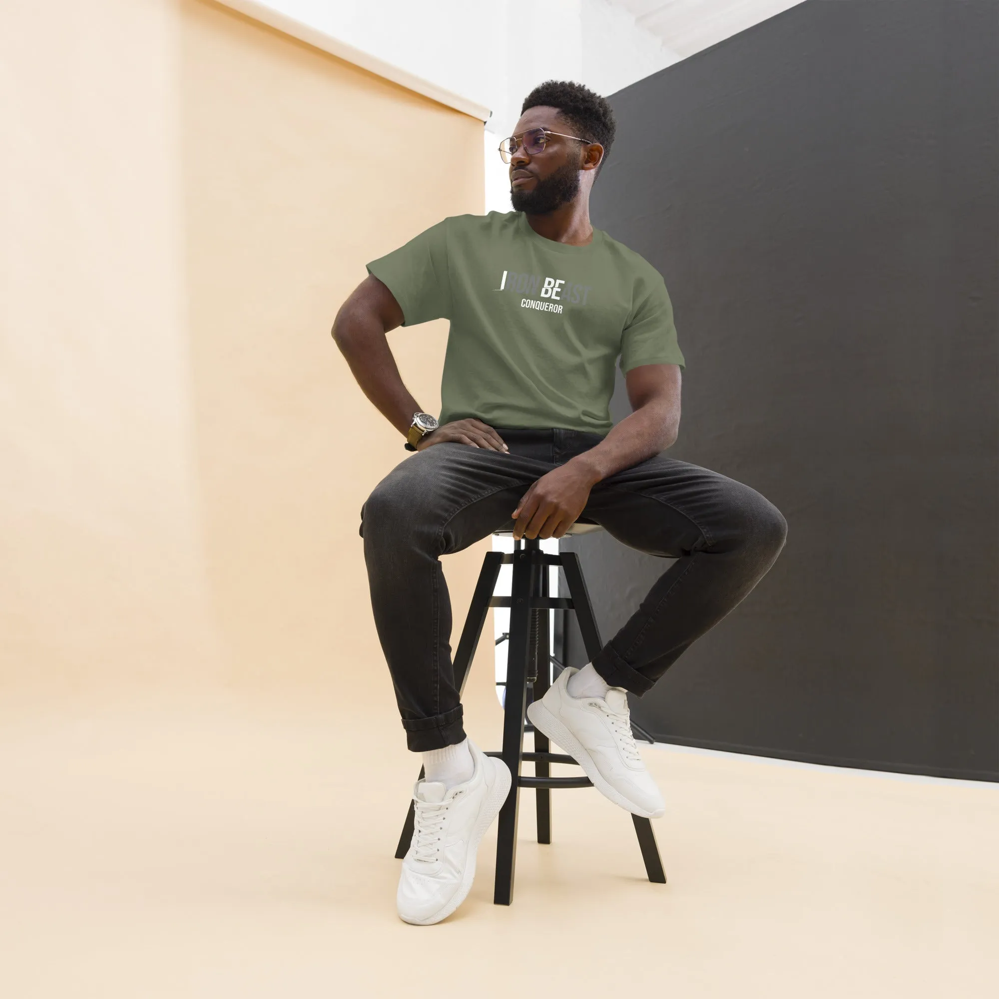 Conqueror Men's classic tee