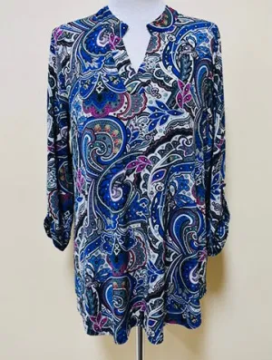 NAVY PAISLEY TOP