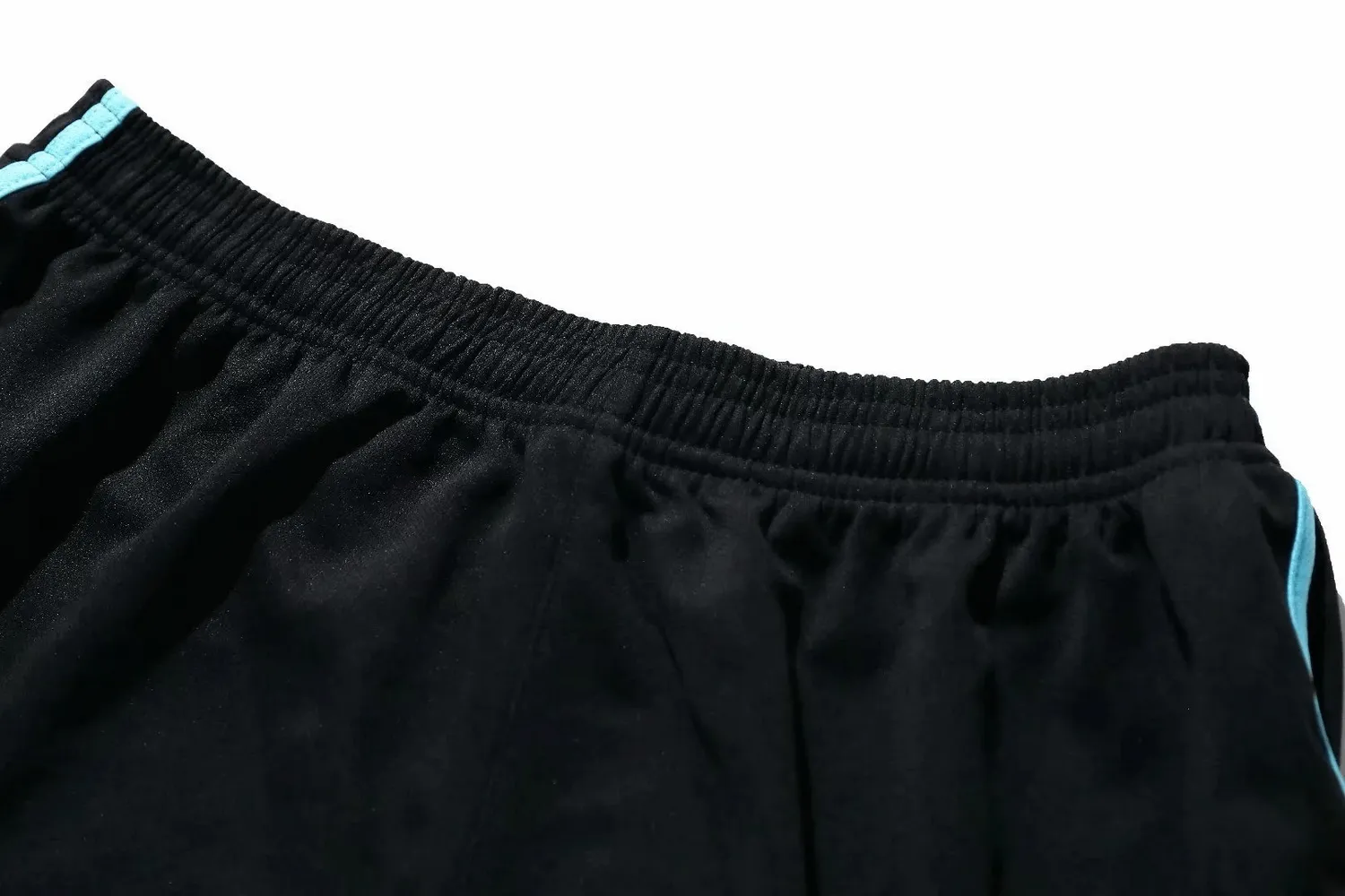 Sleek Women's Athletic Tank and Shorts Set - SF2060