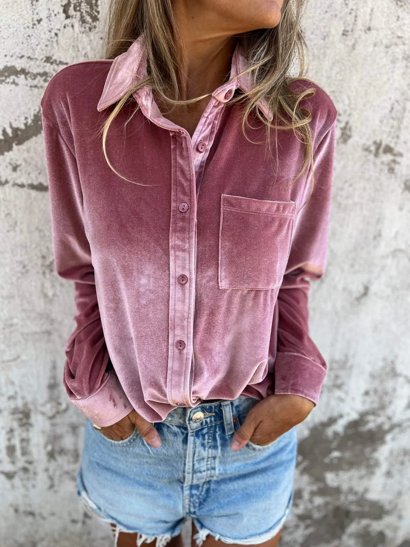 Sylvie | Luxurious chic velvet button up shirt with long sleeves