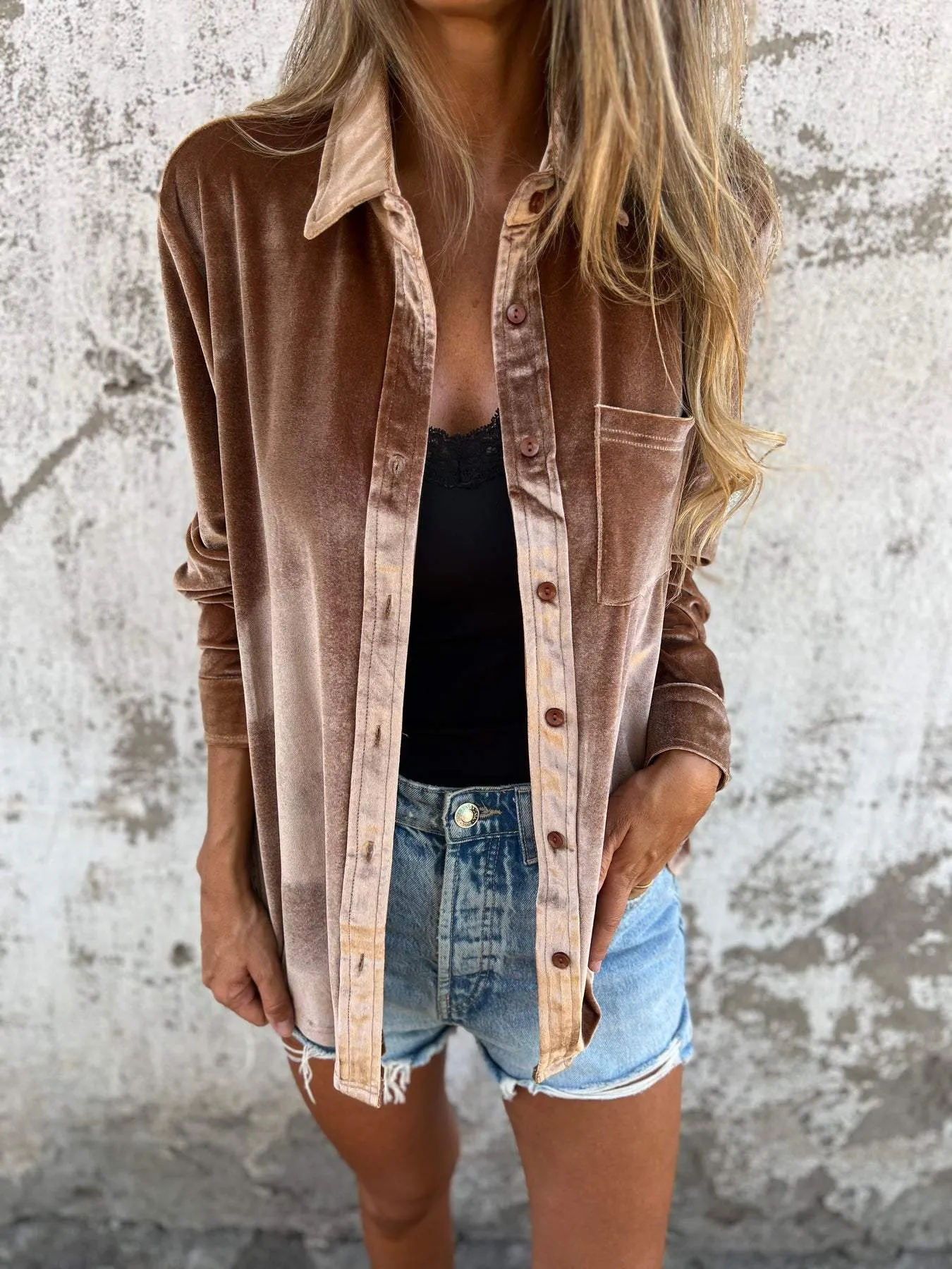 Sylvie | Luxurious chic velvet button up shirt with long sleeves
