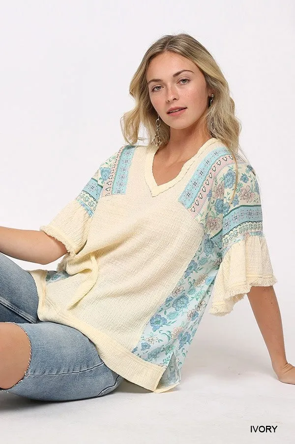 Texture Knit And Print Mixed Hi Low Hem Top in Ivory
