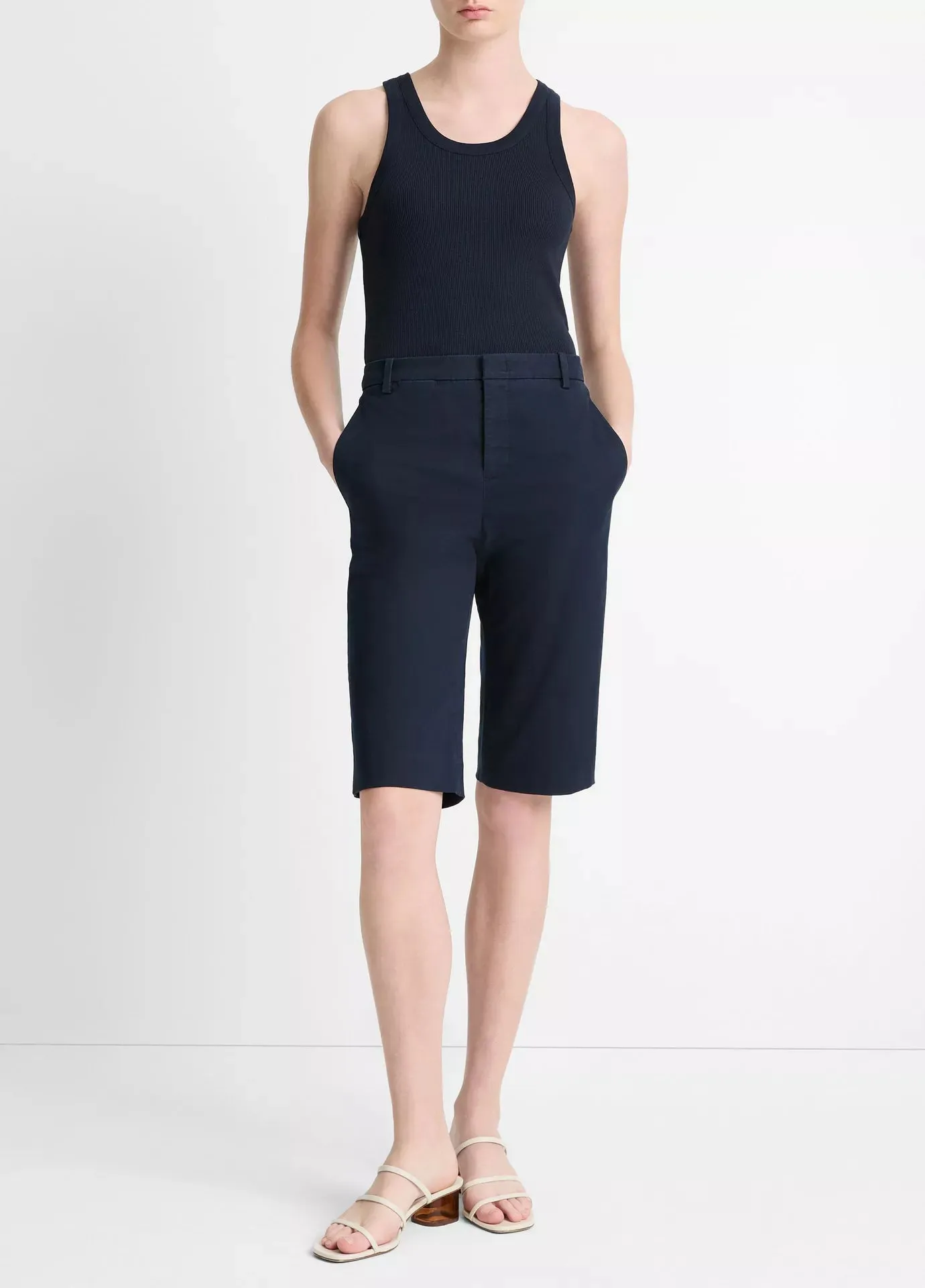 VINCE DARK NAVY MIDRISE CHINO SHORT